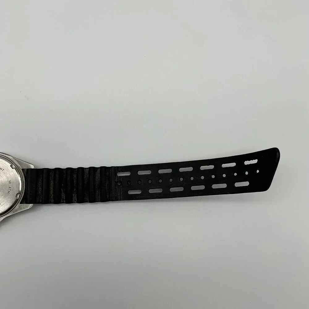 REI Mens Watch 36mm Silver TOneBlack Dial Swiss Diver Rubber 100M New Battery